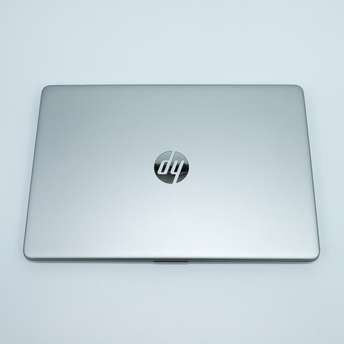 HP 15-fq2570sa Laptop: Intel Core i5-1135G7, 8GB RAM, 256GB SSD, Warranty VAT - GreenGreenStore