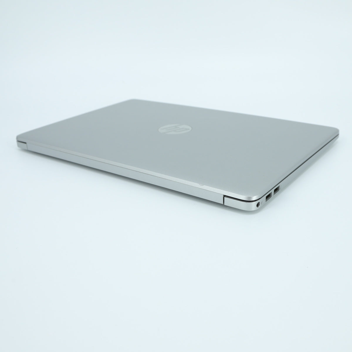 HP 15-fq2570sa Laptop: Intel Core i5-1135G7, 8GB RAM, 256GB SSD, Warranty VAT - GreenGreenStore