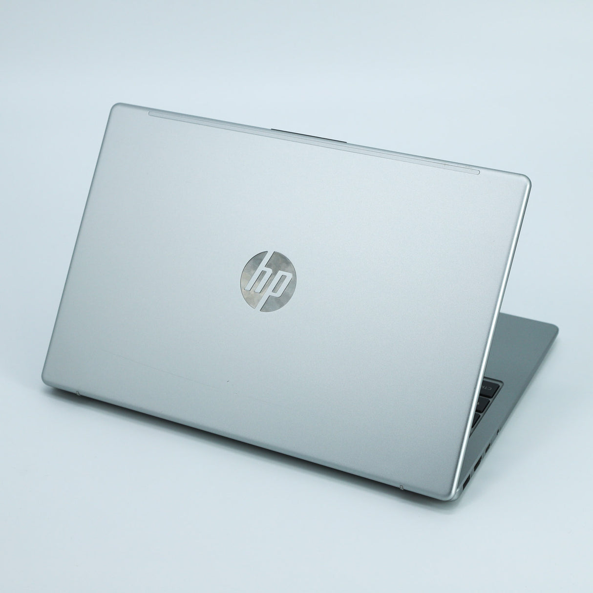 HP 14-ep0524sa Laptop: Intel Core i5-1335U, 8GB RAM, 512GB SSD, Warranty VAT - GreenGreenStore