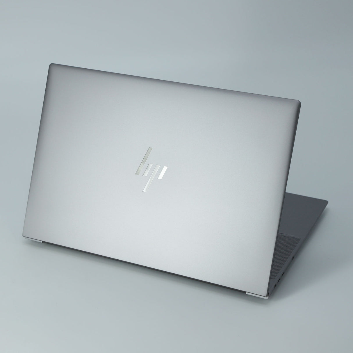 HP ZBook Studio 16 G11 Laptop: Ultra 7 155H, 32GB RAM 1TB SSD, RTX 4070 Warranty - GreenGreenStore