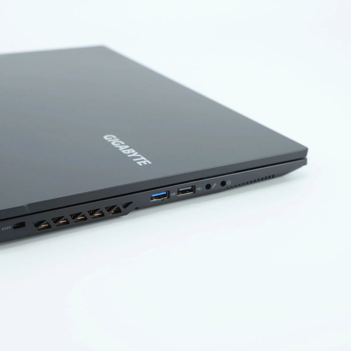 Gigabyte G5 MF5 144Hz Gaming Laptop: i7-13620H, 1TB 16GB RTX 4050 Warranty VAT