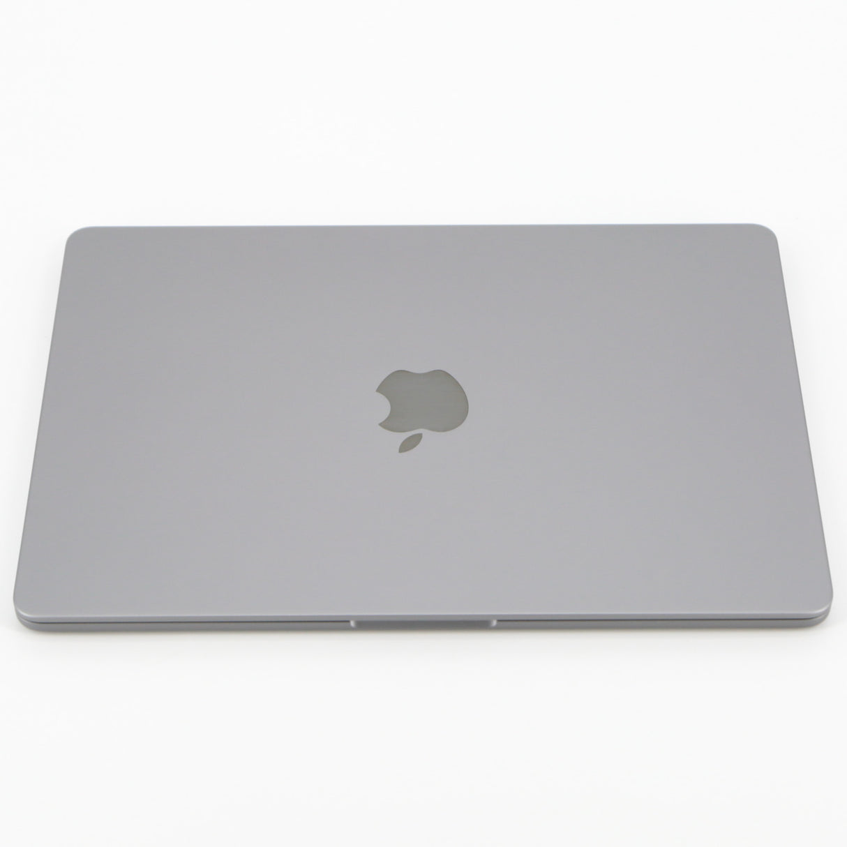 Apple MacBook Air Retina: M2 Chip, 13.6", Silver, 8GB RAM, 256GB SSD, Warranty - GreenGreen Store