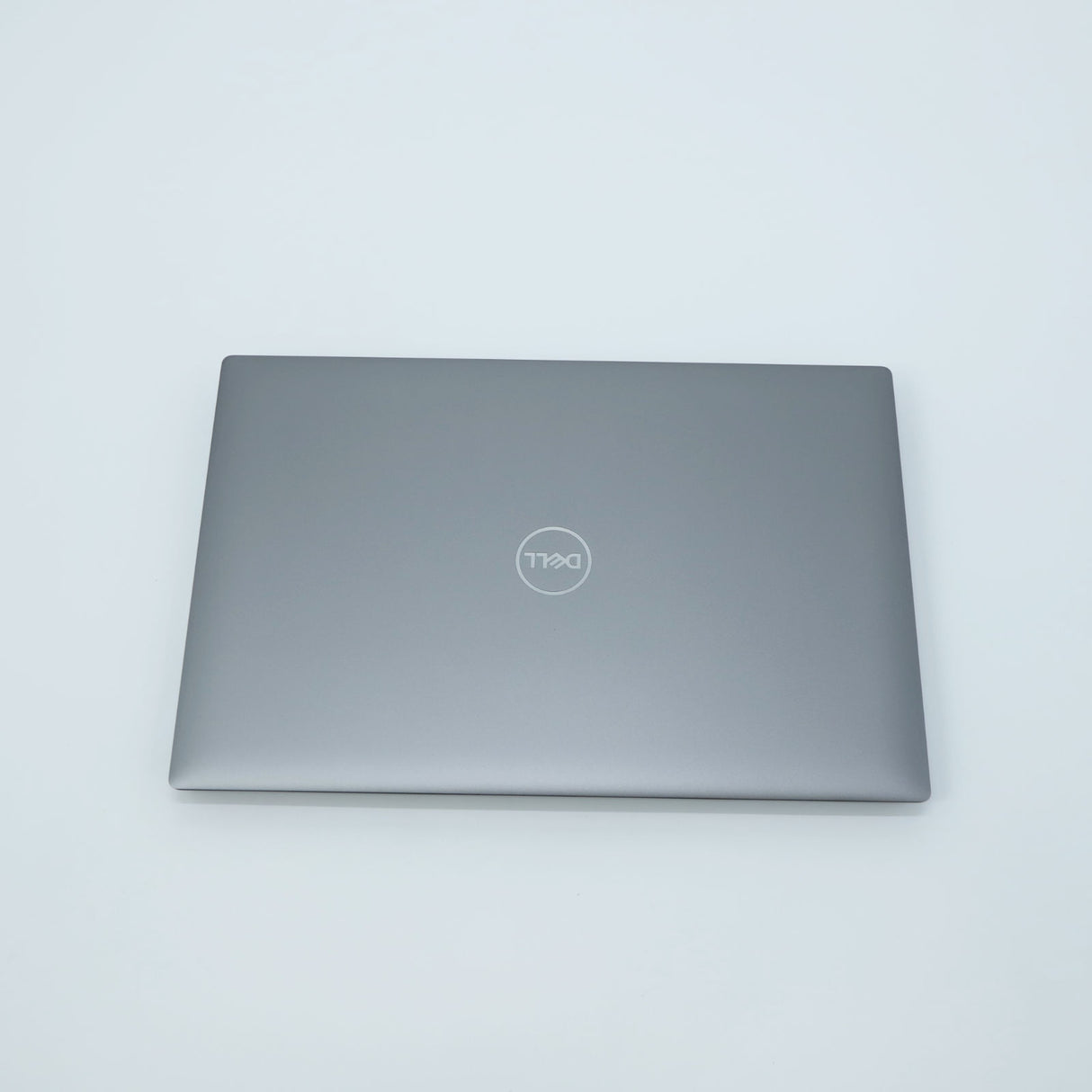 Dell Precision 5690 Laptop: Ultra 9 185H 32GB RAM, NVIDIA RTX 2000 Ada Warranty