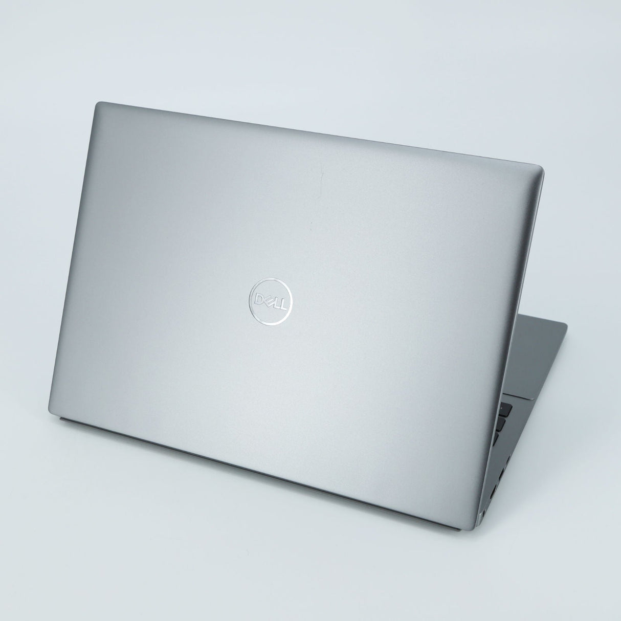 Dell Vostro 16 5635 Laptop: Ryzen 7 7730U, 256GB SSD, 16GB RAM, Warranty, VAT