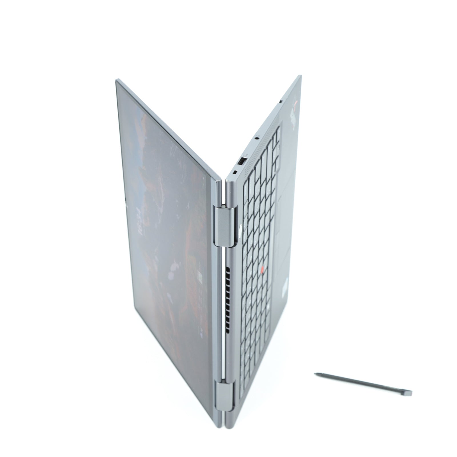 Lenovo ThinkPad X1 Yoga Gen 6 4K Laptop: 11th Gen i7, 16GB, 512GB
