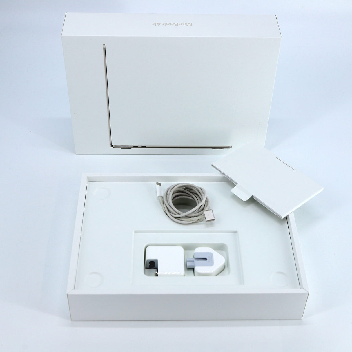 Apple MacBook Air Retina: M2, 13.6", Starlight, 8GB RAM, 256GB SSD, Warranty VAT - GreenGreen Store