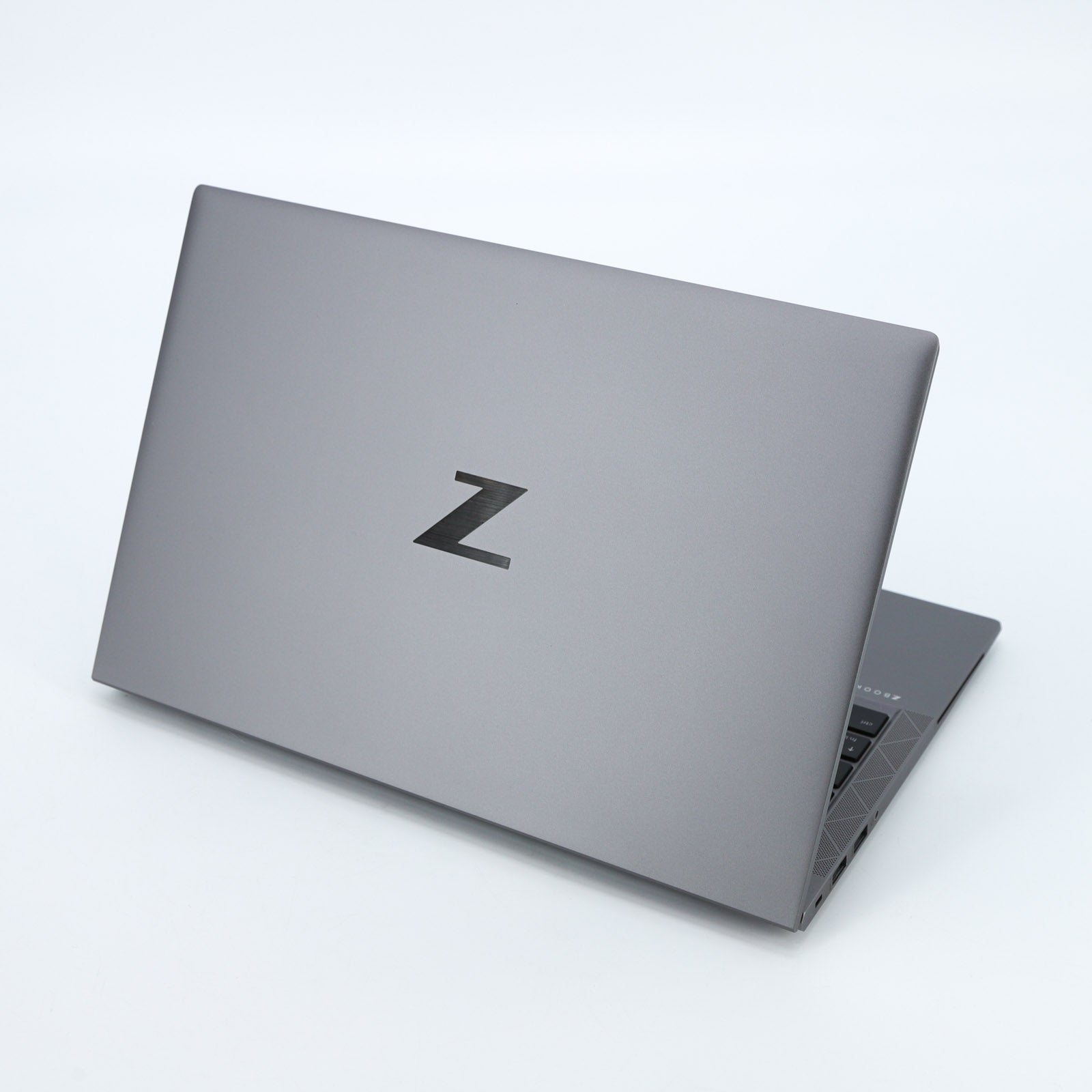 HP ZBook Firefly 14 G8 Laptop: Intel 11th Gen i7, 16GB RAM, 1TB