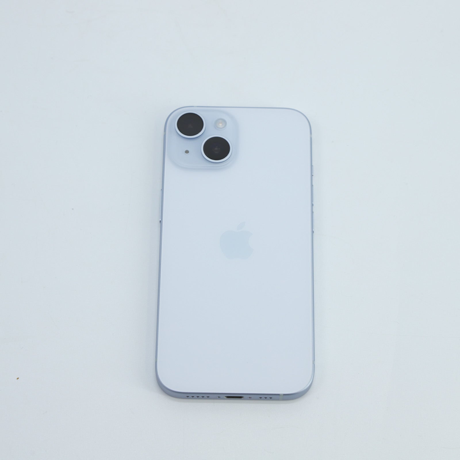 iPhone15  Blue 256 GB　SIMフリー iPhone 15 256GB - ブルー（SIMフリー）[整備済製品] - 教育