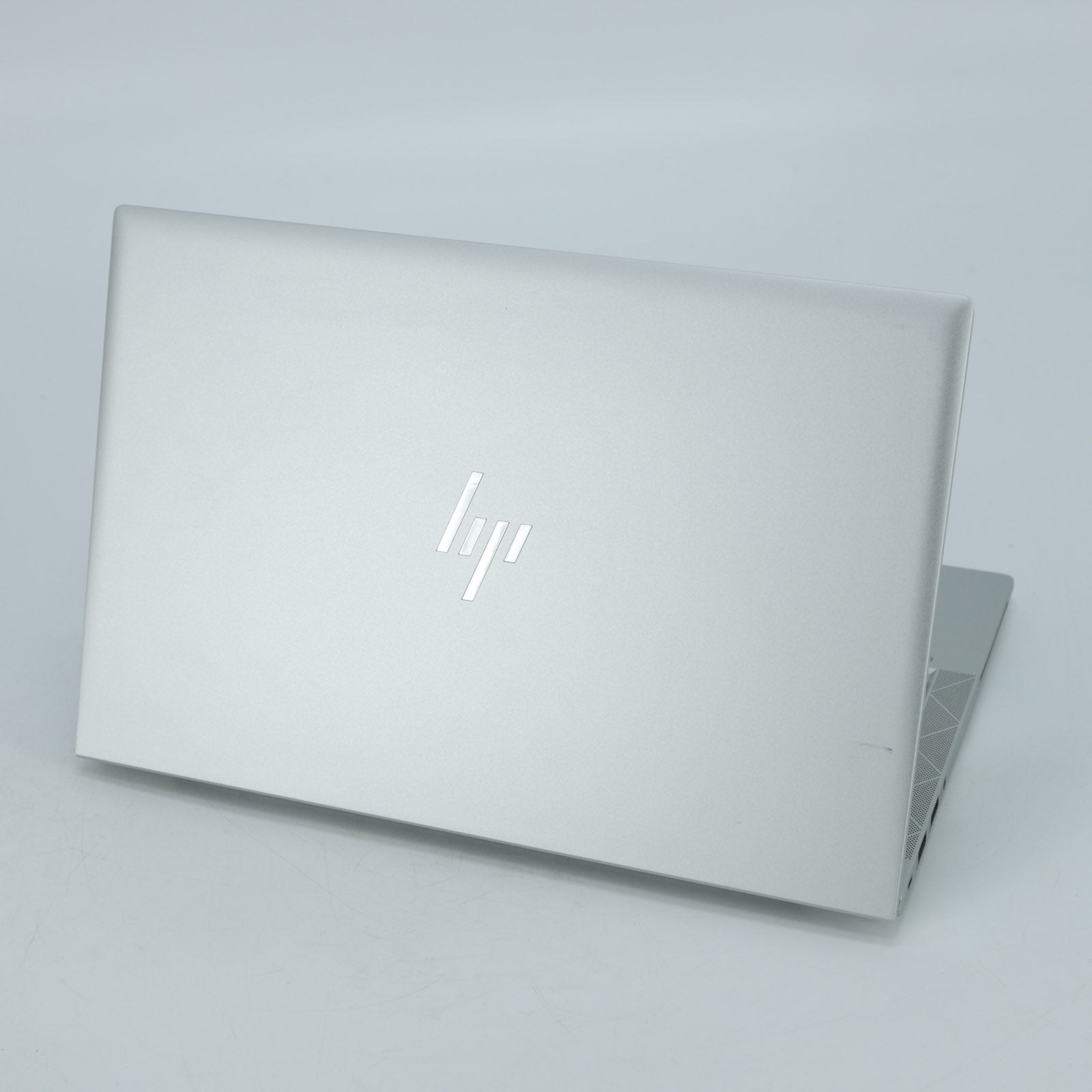 HP EliteBook 830 G8 Laptop: Core i7-1185G7 16GB RAM 256GB SSD