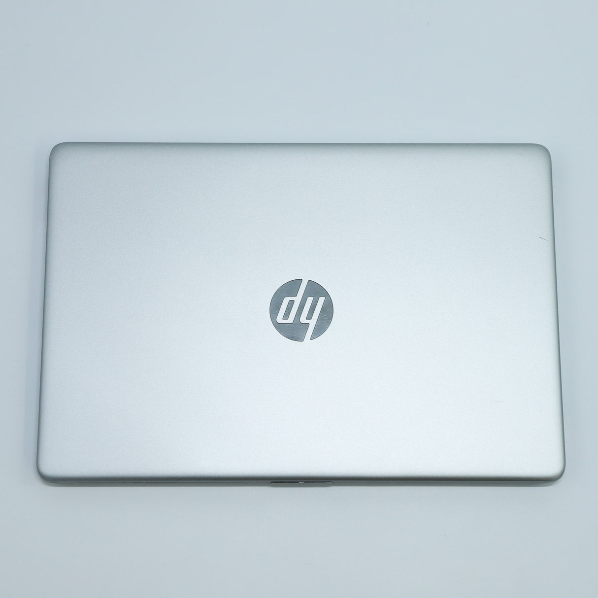 HP 15-fq5510sa Laptop: Intel Core i5-1235U, 8GB RAM, 256GB SSD, Warranty VAT - GreenGreenStore