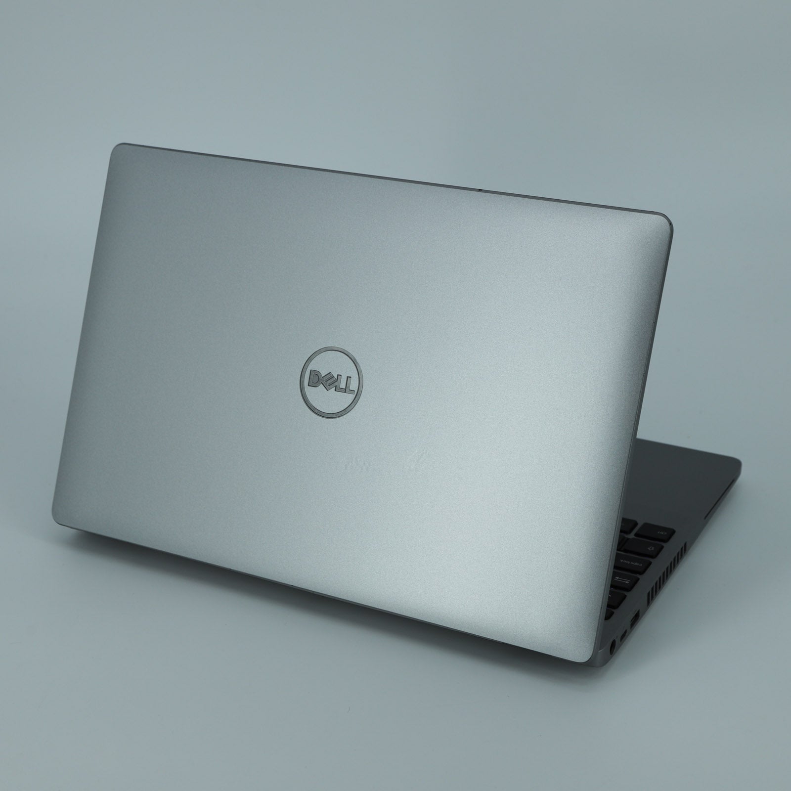 Dell Precision 3551 Laptop: Core i7-10850H 32GB RAM 512GB SSD