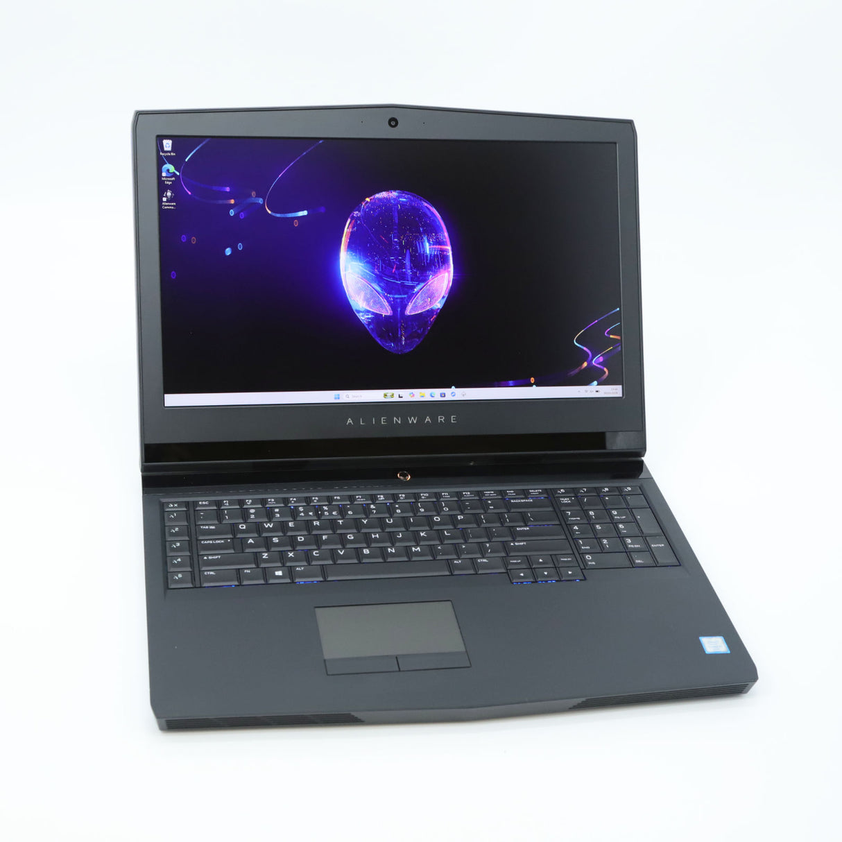 Alienware 17 R4 Gaming Laptop: Core i7 16GB 256GB NVIDIA GTX 1070 Warranty VAT - GreenGreenStore