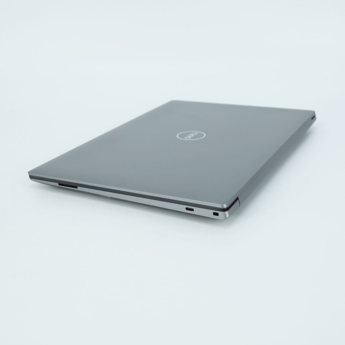 Dell Precision 5690 Laptop: Ultra 7 165H 64GB RAM, NVIDIA RTX 3500 Warranty
