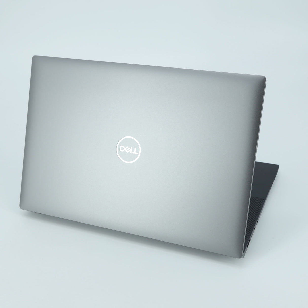Dell Precision 5690 Laptop: Ultra 7 165H 32GB RAM, NVIDIA RTX 2000 Warranty