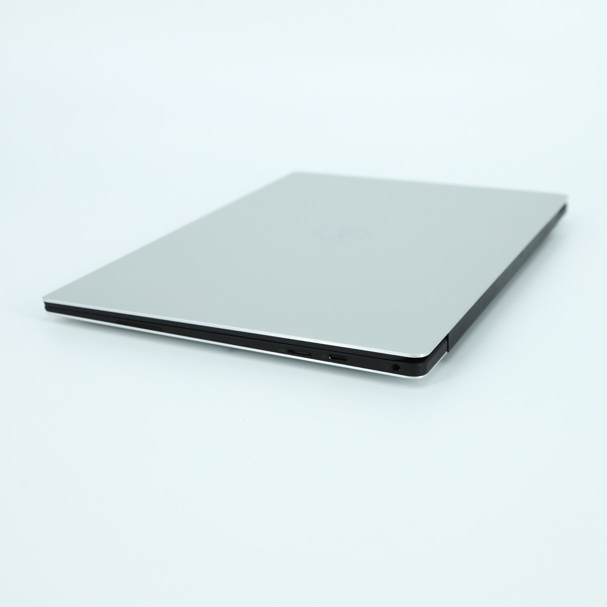 Dell XPS 13 7390 Laptop: Core i7-10510U, 512GB SSD, 16GB RAM, Warranty VAT - GreenGreenStore