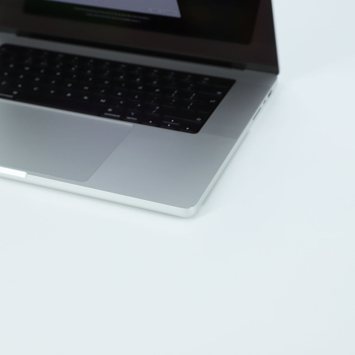 Apple MacBook Pro 16 (2021) Laptop: M1 Max 64GB RAM 512GB SSD Warranty VAT - GreenGreenStore