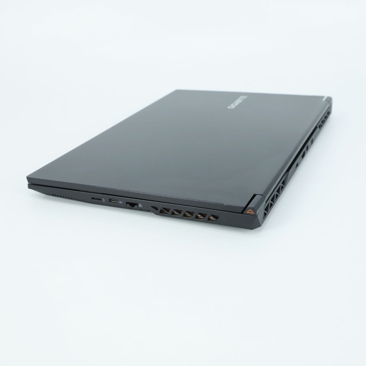 Gigabyte G5 MF5 144Hz Gaming Laptop: i7-13620H, RTX 4050, 1TB 16GB Warranty VAT - GreenGreenStore