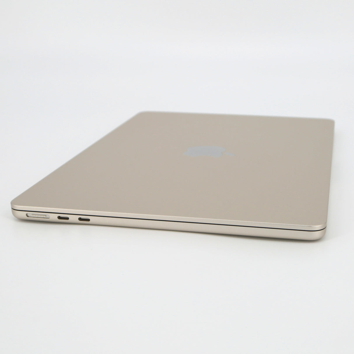 Apple MacBook Air Retina: M2 Chip, 13.6" Starlight, 8GB RAM, 256GB SSD, Warranty - GreenGreen Store