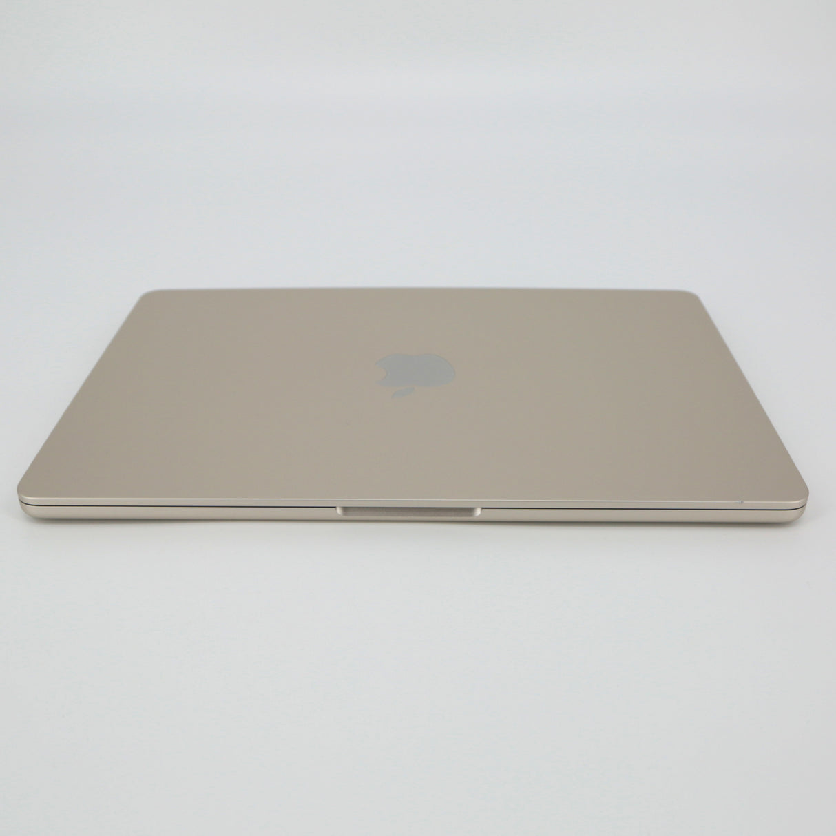 Apple MacBook Air Retina: M2 Chip, 13.6" Starlight, 8GB RAM, 256GB SSD, Warranty - GreenGreen Store