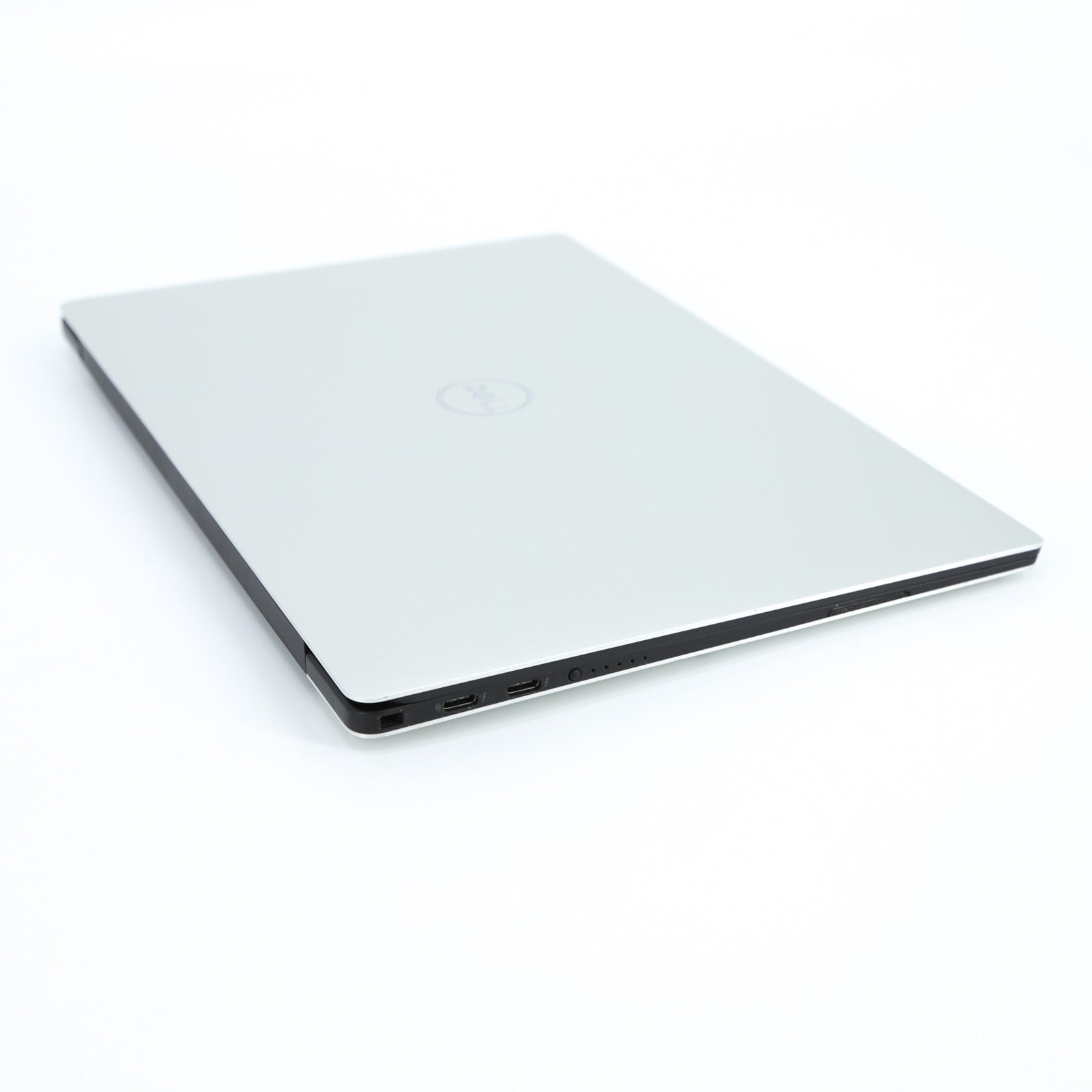 Dell XPS 13 9370 Laptop: Intel Core i7-8550U, 256GB SSD, 8GB RAM