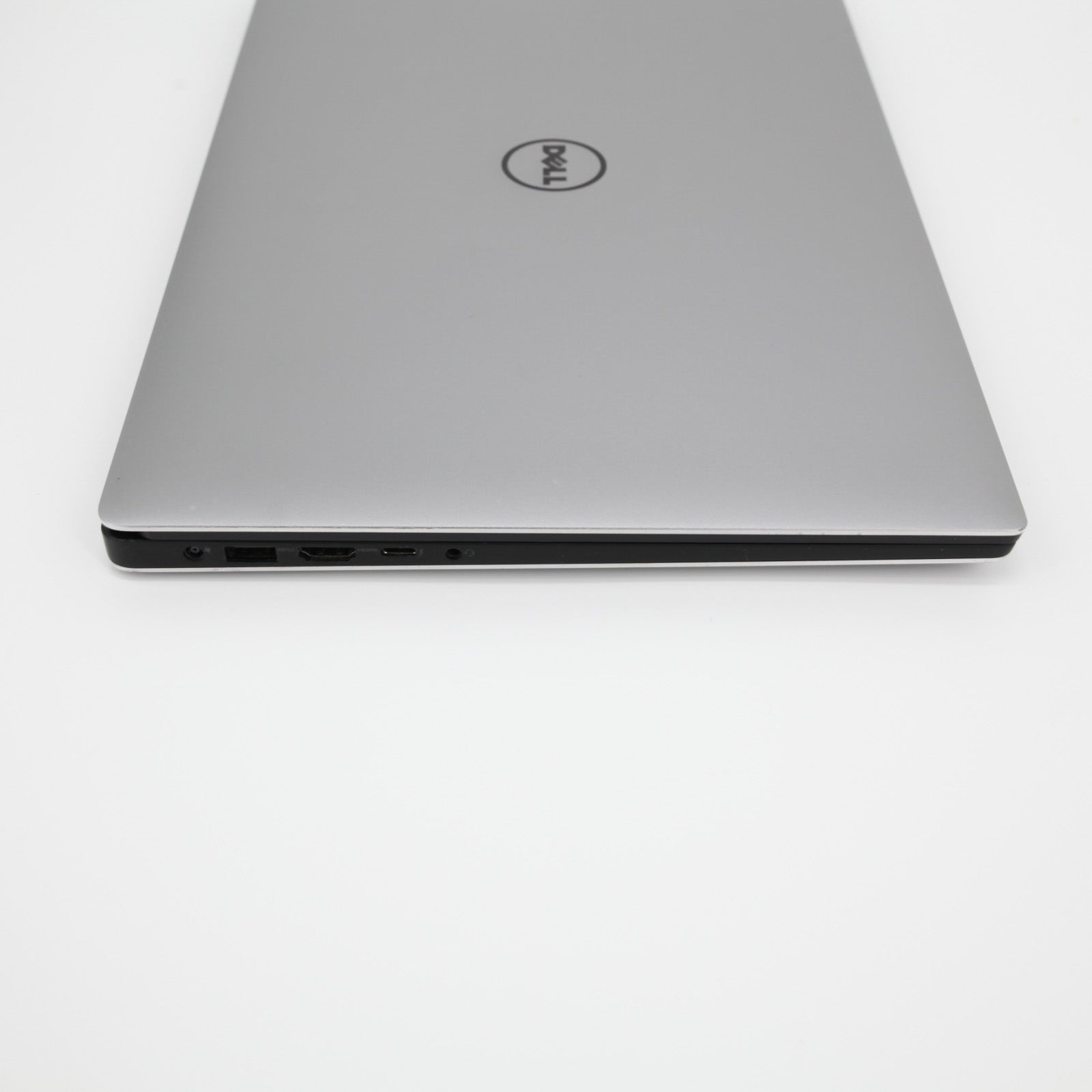 XPS15 9560 Core i7 第7世代 ノートPC 16GB ジャンク品 XPS15 9560 Core i7 第7世代 ノートPC 16GB ジャンク品