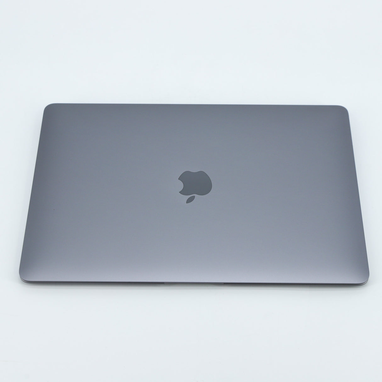 Apple MacBook Air 13.3" Retina: M1 Chip, 256GB SSD, 8GB RAM, Grey, Warranty, VAT - GreenGreen Store